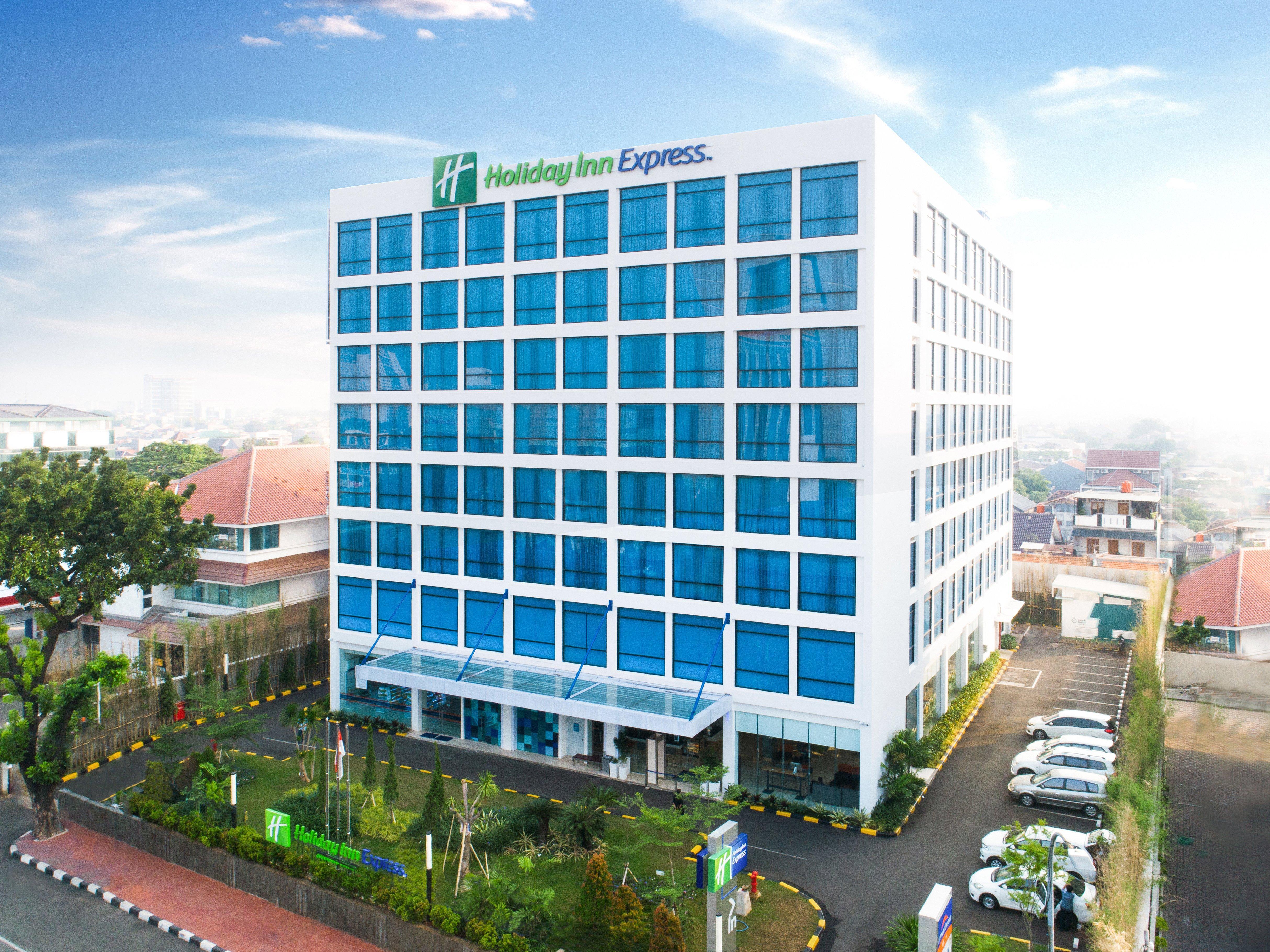 Holiday Inn Express Jakarta Matraman By Ihg Jacarta Exterior foto