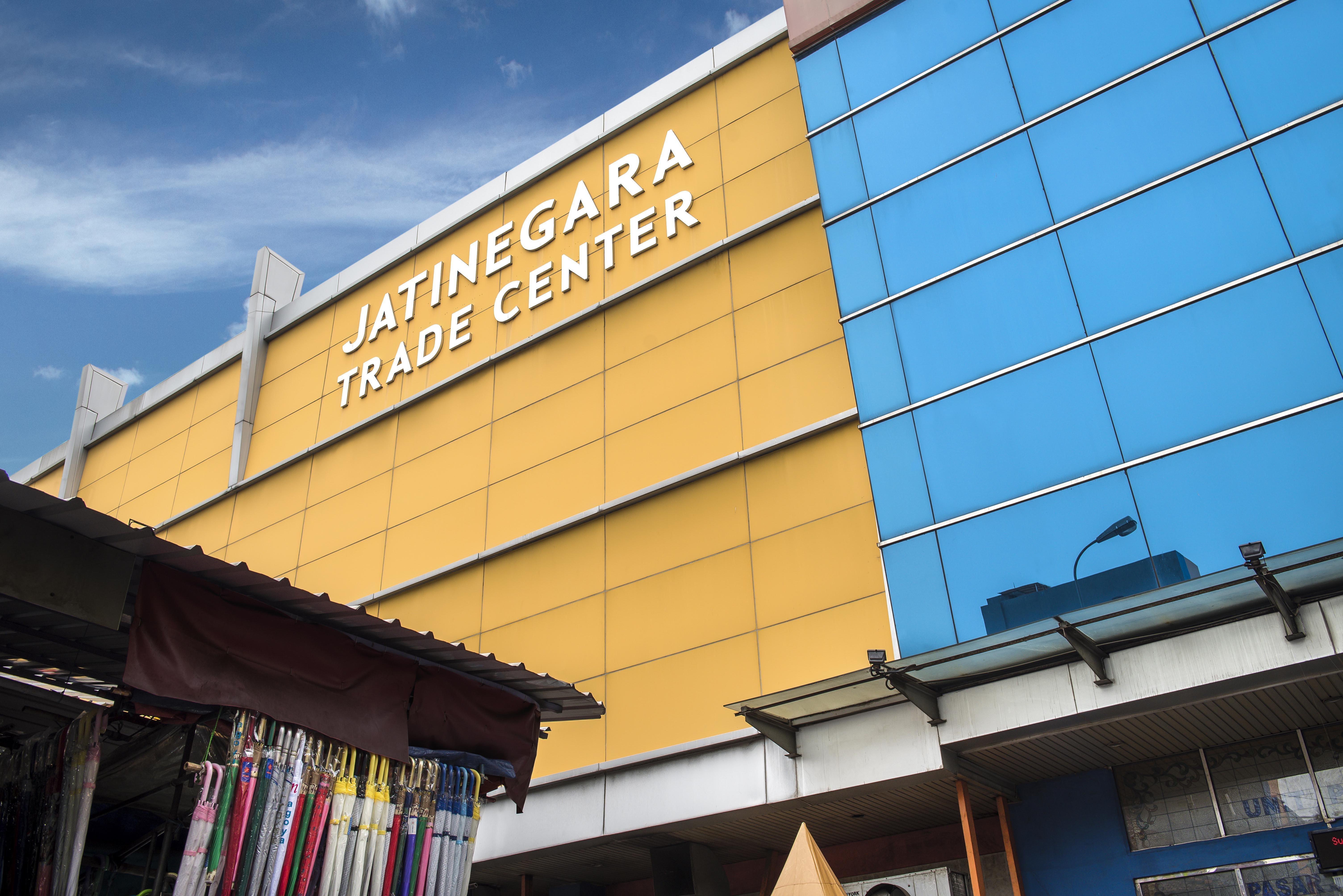 Holiday Inn Express Jakarta Matraman By Ihg Jacarta Exterior foto